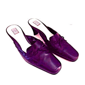 Caressa Womens Stack Heel Mules Black Slip On Pump Shoes 7 M Bows Square Toe